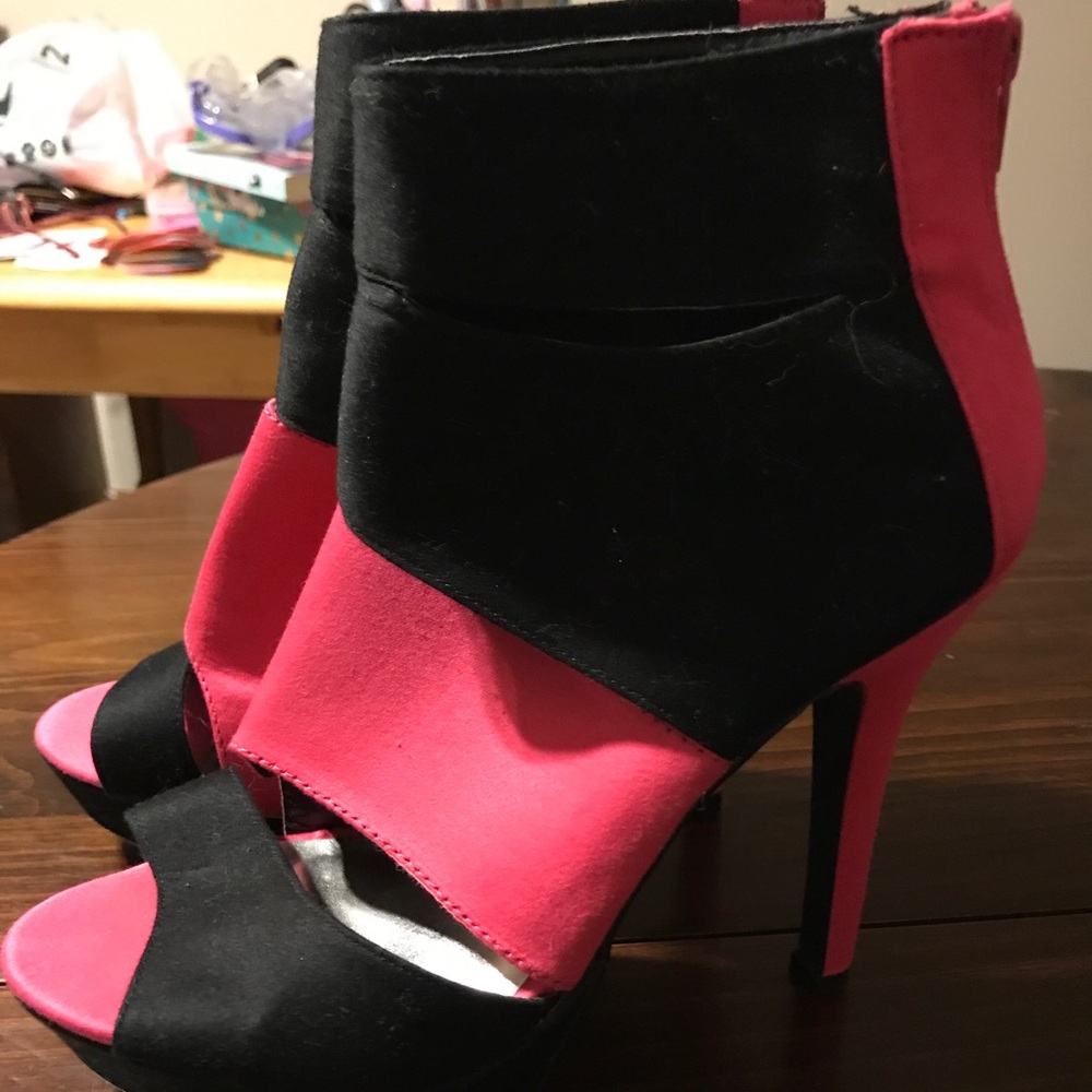 Size 8 Peeptoe Ankle Boots